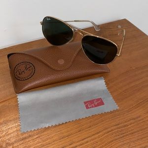 Ray-Ban Aviator Sunglasses Classic